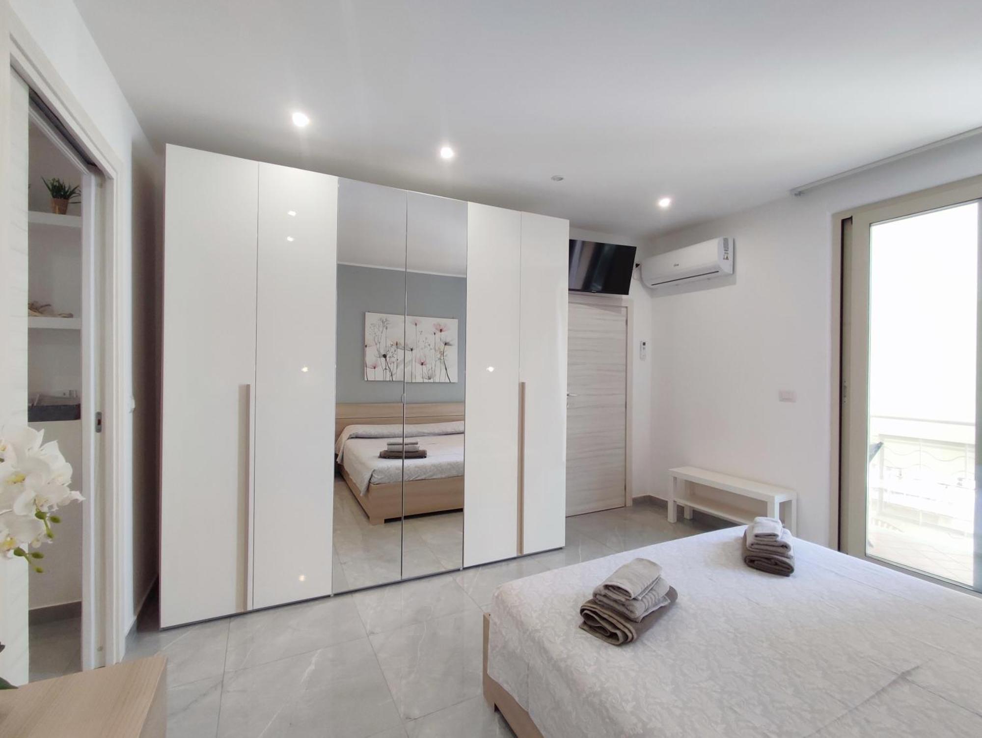 La Maison De Genevieve Διαμέρισμα Aci Trezza Εξωτερικό φωτογραφία